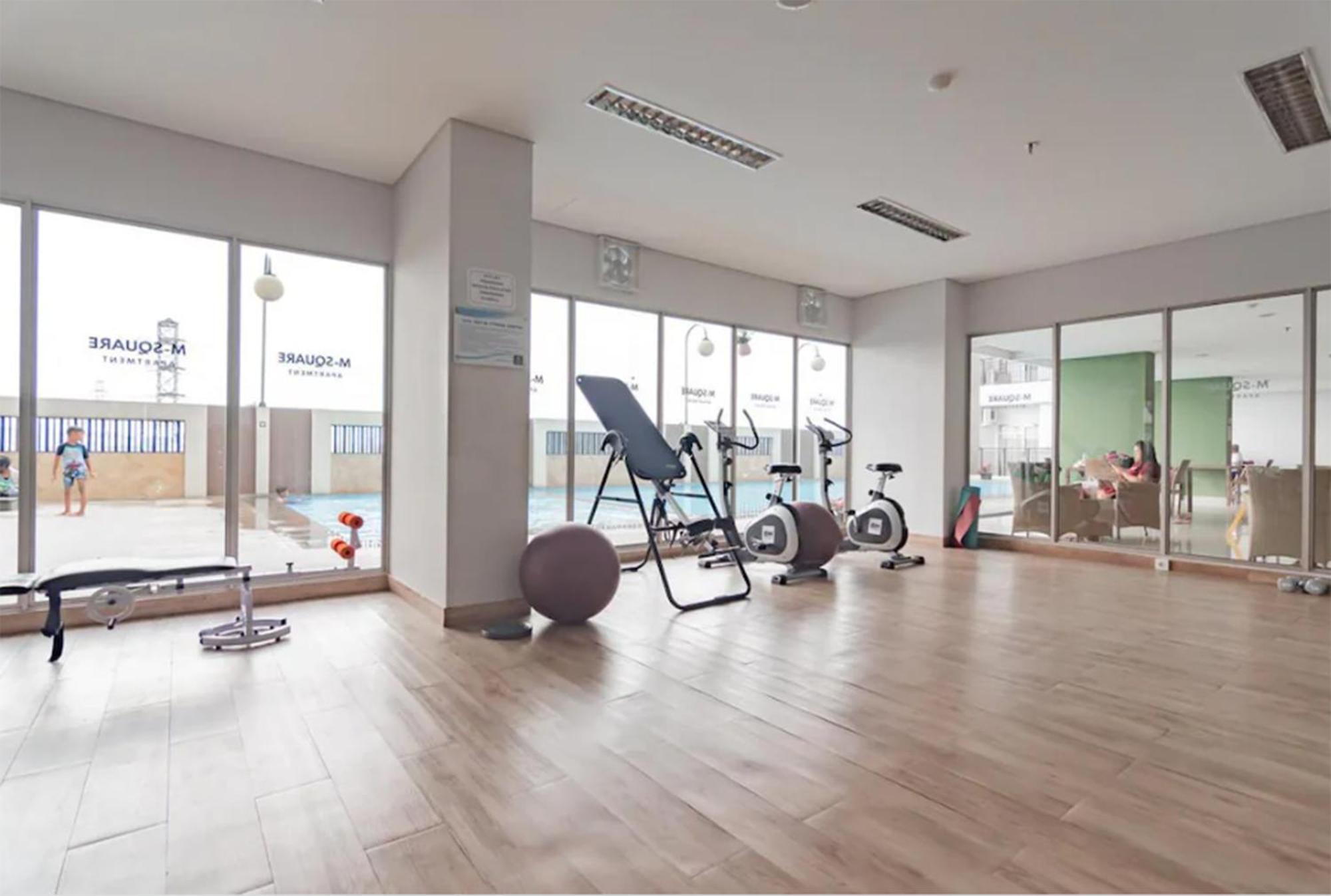 Chic And Cozy 2br At Mekarwangi Square Cibaduyut By Travelio